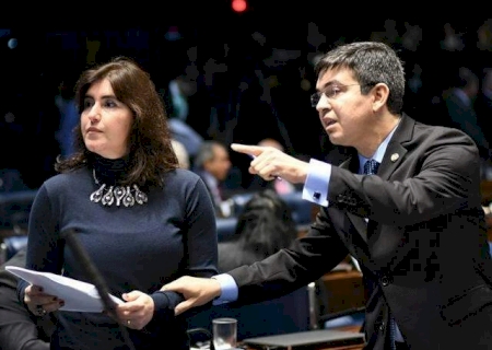 Simone Tebet é a única de MS a assinar pedido para prorrogar CPI da Covid no Senado