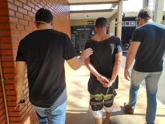 Após arrombar sorveteria e roubar dinheiro, homem é preso pela PC próximo da delegacia em Dourados