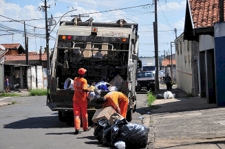 Em MS, 21 municípios já cobram taxa do lixo.
