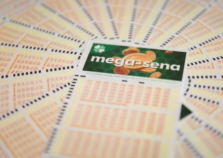 Mega-Sena, concurso 2.392: ninguém acerta as seis dezenas e prêmio vai a R$ 7 milhões
