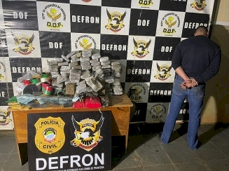 Protético é preso com arma e 46 quilos de skunk em Dourados