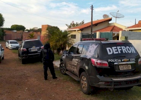 Policiais de MS e RS cumprem mandados para investigar crimes de lavagem de dinheiro na fronteira