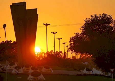 Em meio a alta de novos casos, Dourados supera 40 mil vitórias contra Covid