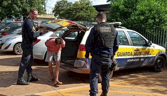 Homem é flagrado com 5 litros de pinga e maconha no semiaberto de Dourados