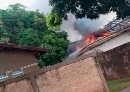 Dourados: Briga em boate termina com casa incendiada na madrugada