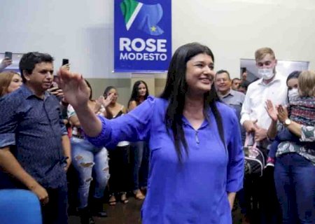 Em evento para apresentar propostas, Rose não descarta nome forte de Dourados para compor chapa