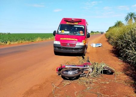 Mulher morre na MS-276 após perder o controle da direção de moto