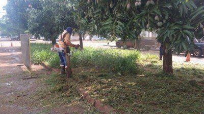 Ainda sem terceirizar limpeza pública, prefeitura fará seleção de trabalhadores
