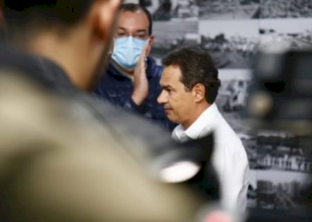 Marquinhos entrega carta de renúncia e confirma pré-candidatura ao governo de MS