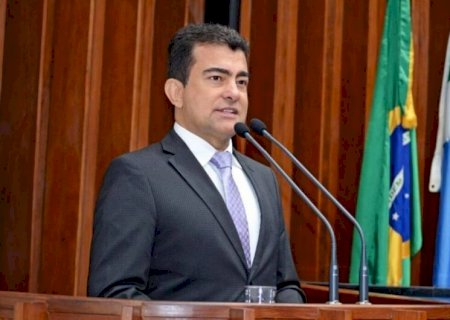 Abril Azul: Lei garante identificação de autista no RG