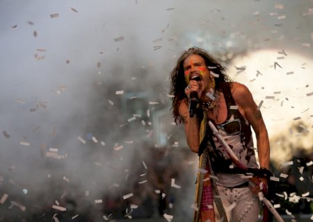 Aerosmith adia shows de residência em Las Vegas após Steven Tyler se internar