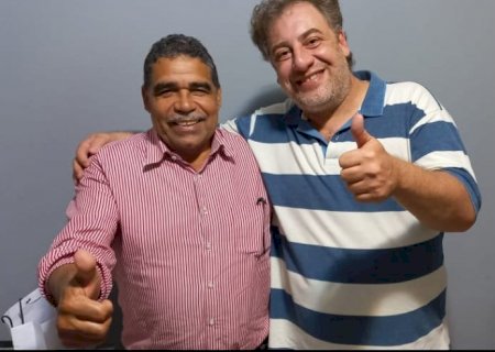 Neno Razuk Solicita Construção de Barracão Para Atender Assentados