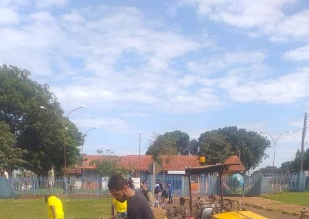 Prefeitura Reforça Sinalização Em Frente a Escola Elza Farias