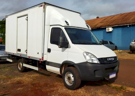 Caminhão que transportava maconha em falsa indústria de paletes é apreendido