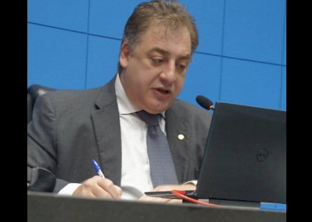 Neno Razuk solicita reabertura e pavimentação de ruas em Dourados