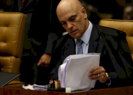 Alexandre de Moraes é eleito presidente do TSE