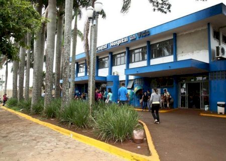 Mulher leva facadas nas costas e abdômen após discussão em bar