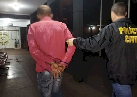 Acusado de matar mulher a pauladas em Dourados é preso em cidade vizinha