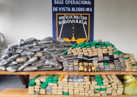 Polícia apreende frascos de maconha líquida, 241 quilos da droga e skank na MS-164