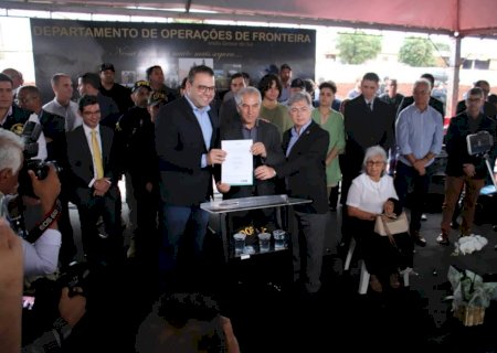 Governador entrega nova sede do DOF e autoriza obra na Ponciano junto com Alan Guedes