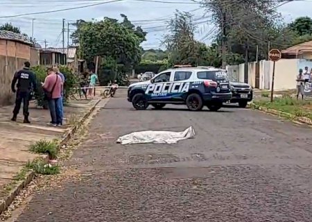 Ao deixar filho na casa da ex, homem é morto tiros na Capital