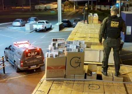 80 mil pacotes de cigarros contrabandeados são apreendidos pelo DOF