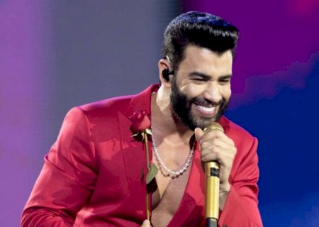 Bolsonaro deu a Gusttavo Lima sigilo de 100 anos em cachê da Mega da Virada