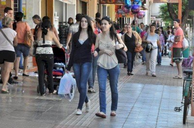 Veja o que abre e o que fecha nesta semana em Dourados