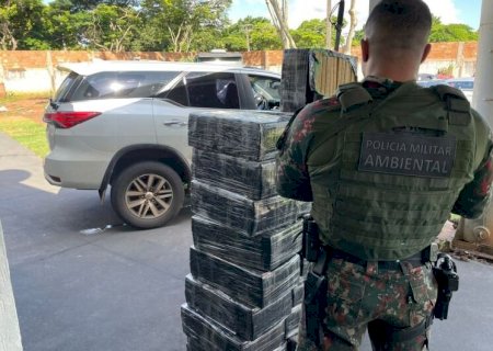 PMA persegue traficante e apreende caminhonete com maconha