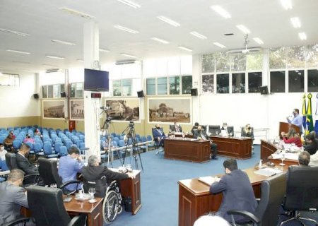 'Agora eles Estão Aperecendo' diz Moradores em Relação a Vereadores