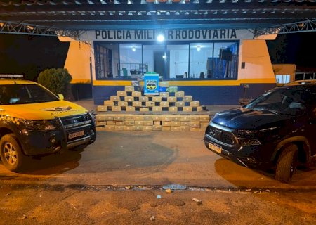 Homem tenta fugir, mas acaba preso com 1,4 tonelada de maconha