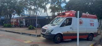 Mulher morre no HV após ser atropelada por caminhão em Dourados