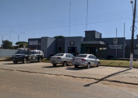 Douradense é presa em Amambai com carro roubado no Espírito Santo