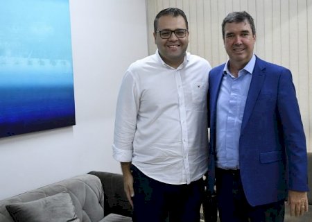 Alan Guedes alinha novos investimentos para Dourados em reunião com Riedel