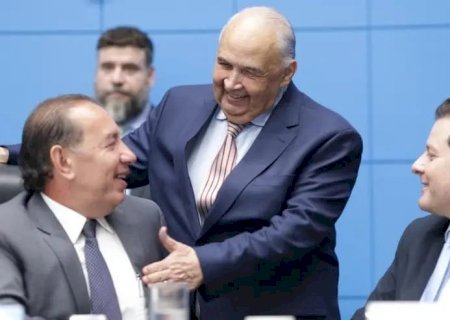 Deputado Constituinte, Londres Machado estreia na liderança do Governo de Riedel na AL