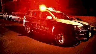 Mulher é flagrada empinando moto no centro de Dourados e após perseguiçao é presa