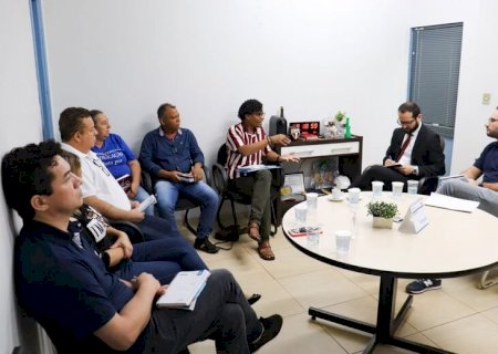 Prefeitura e Simted retomam negociação em Dourados