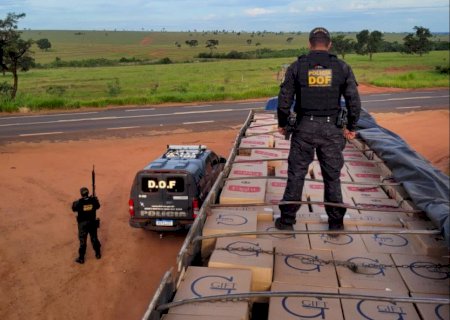 Polícia apreende cigarros contrabandeados avaliados em R$ 2,2 milhões