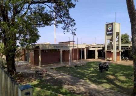 Mulher é presa com pistola 9 milímetros em Dourados; arma seria levada para BH