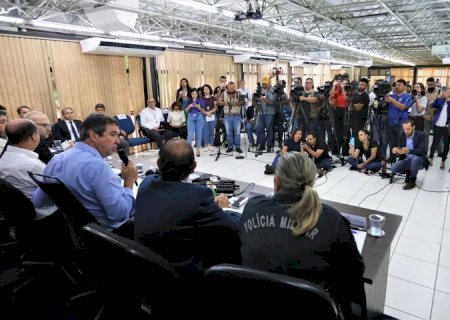 Escolas terão reforço na ronda policial, ampliação do monitoramento e botão de pânico