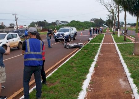 Motociclista morre ao colidir em ciclista na Marcelino Pires