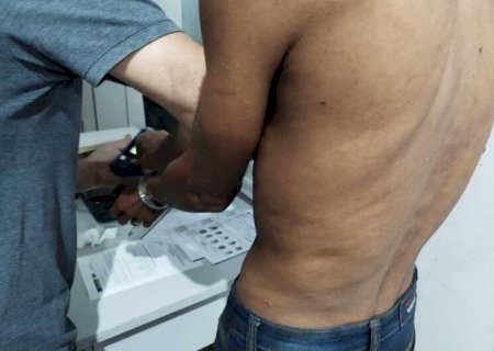 Homem é detido por furtar alumínio em pátio de empresa de energia