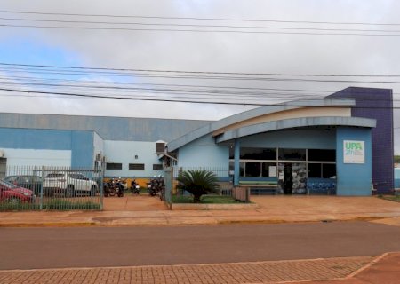 Idosa é atropelada dentro de estacionamento de supermercado; motorista fugiu