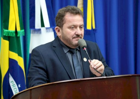 Laudir cobra providências de concessionária do parquímetro de Dourados