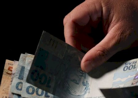 INSS começa a pagar antecipação da primeira parcela do 13º salário