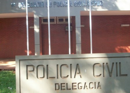 Homem é detido por populares após tentar furtar bicicleta em igreja