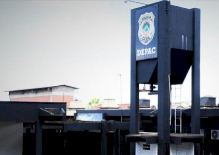 Bêbado atropela motociclista, foge e é preso durante abordagem no Centro