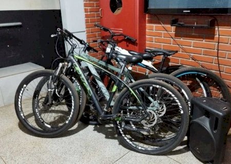 Flagrado com bicicletas furtadas, suspeito acaba detido por receptação