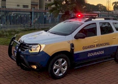 Depois de furtar residência e invadir escola em Dourados homem com extensa ficha policial é preso