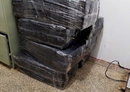 Polícia aborda veículo no Jardim Pantanal e encontra 180kg de maconha